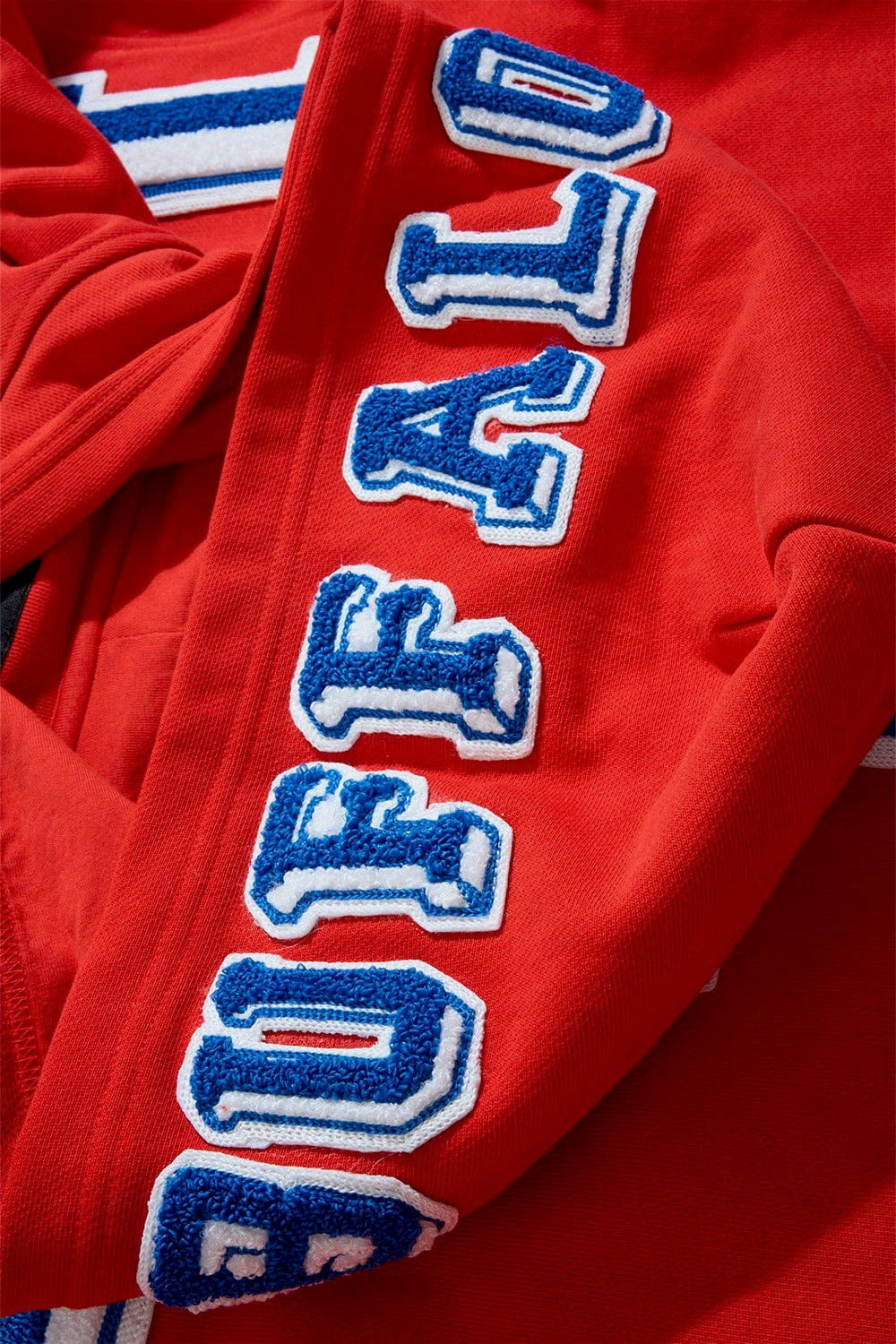 8805H-RED